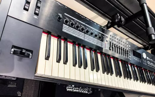 Roland - 88 Key Stage Piano w/PHA-50 Action 2